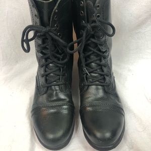 Steve Madden black leather combat boots size 9